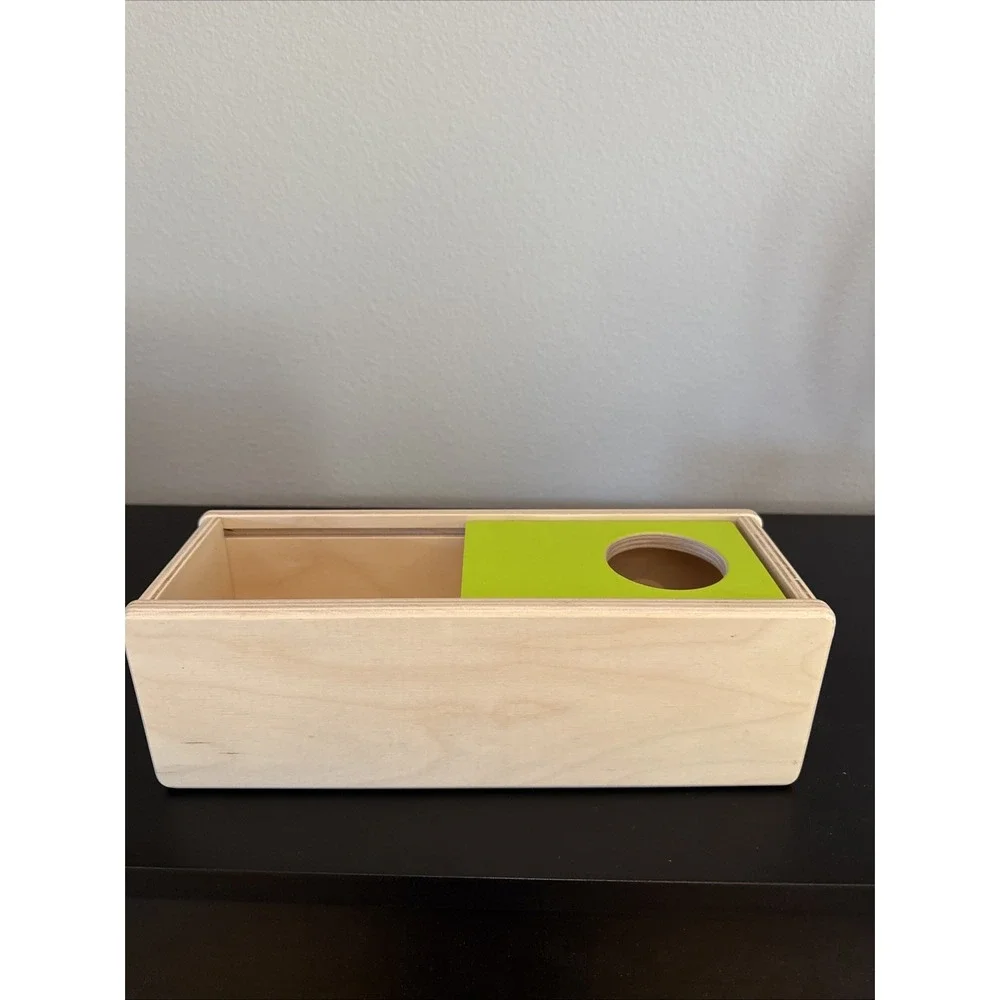Lovevery wooden sliding top‎ box (w 1 Ball) thinker play kit montessori